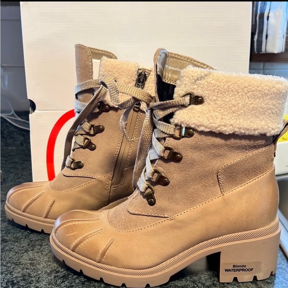 NEW BLONDO WATERPROOF BOOTS